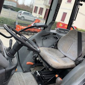 New Holland TN95N